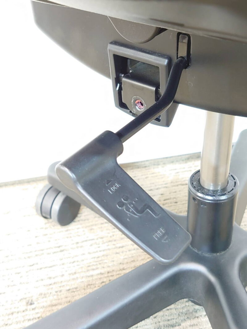 【中古・送料無料 地域限定】10脚セット ITOKI トルテ 国産 オフィスチェア - 画像 (8)