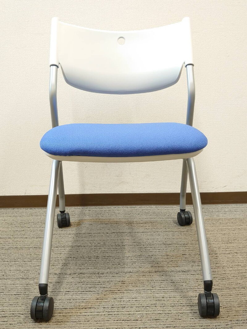 【中古・送料無料 地域限定】４脚セット 国産 平行スタックチェア 会議用チェア - 画像 (5)