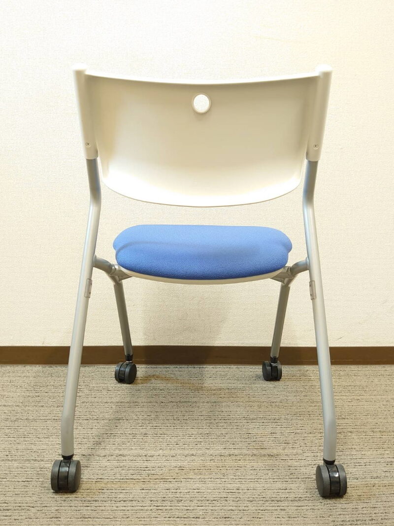 【中古・送料無料 地域限定】４脚セット 国産 平行スタックチェア 会議用チェア - 画像 (6)
