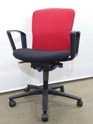 【中古】Ludio 国産 オフィスチェア キャスターチェア 肘付き