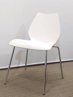 【中古】イタリア製 カルテル マウイ MAUI Kartell ミーティングチェア(積み重ね可)