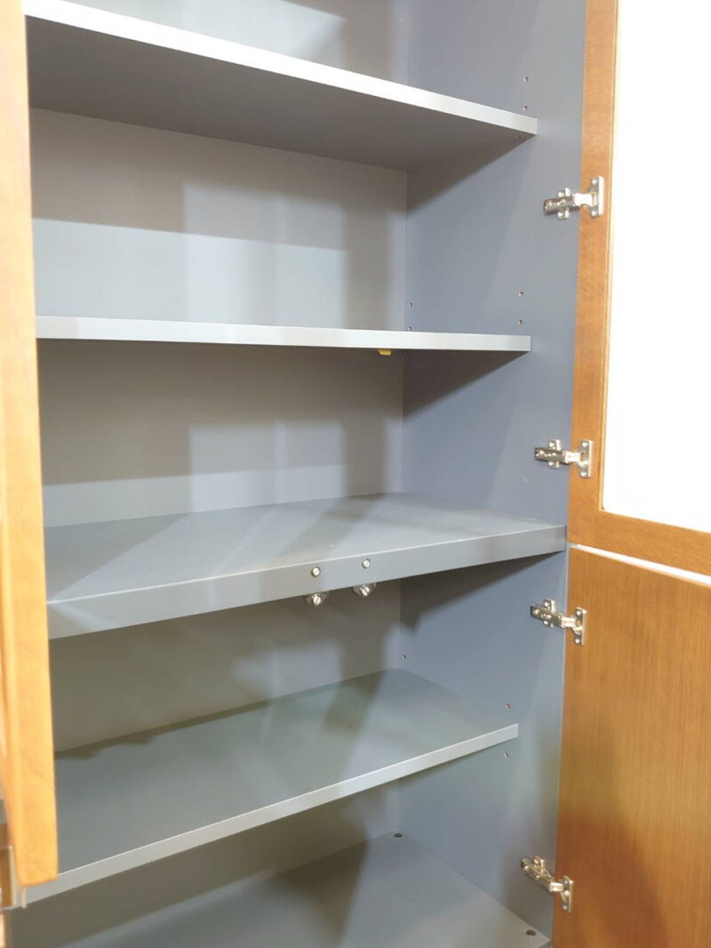 【中古・送料無料 東京地区限定】コクヨ 役員用家具 ２点セット 両開きガラス書庫 - 画像 (5)