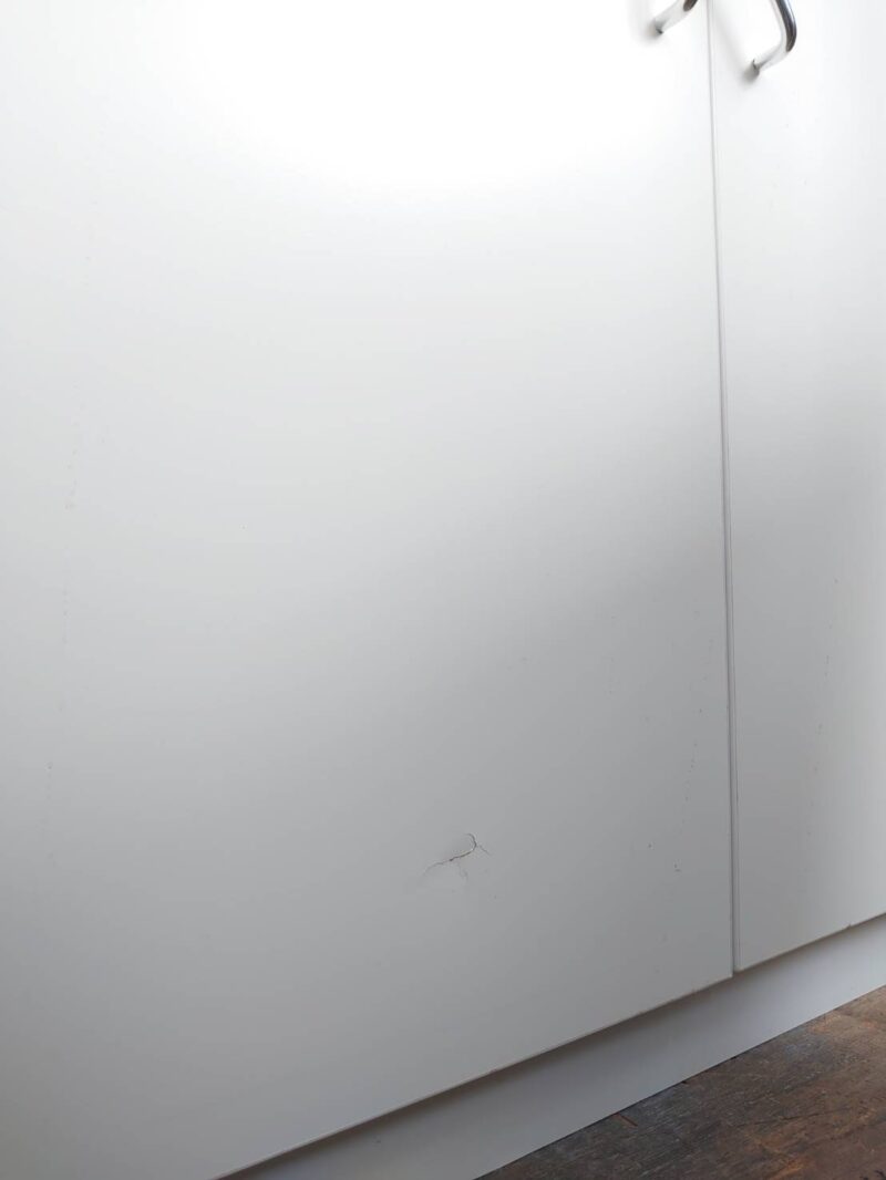オカムラ オフィス用 キッチンキャビネット L8591A ML07 キッチン書庫 食器棚 ビジネスキッチン ティーキャビネット 食器収納ユニット キッチンカウンター オフィスキッチン レンジ台 okamura L859シリーズ 国産 【中古オフィス家具】【中古】 - 画像 (6)