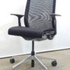 【送料無料 地域限定】 スチールケース Steelcase シンクチェア Think デスクチェア メッシュチェア オフィスチェア 事務チェア 肘付き【中古オフィス家具】【中古】 - 画像 (2)