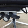 【送料無料 地域限定】 スチールケース Steelcase シンクチェア Think デスクチェア メッシュチェア オフィスチェア 事務チェア 肘付き【中古オフィス家具】【中古】 - 画像 (7)
