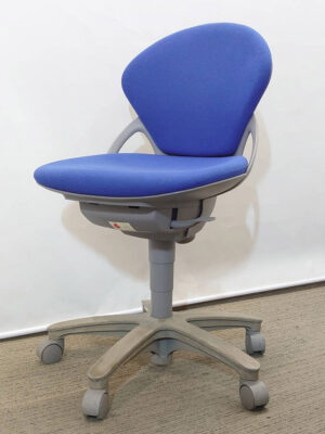 イトーキ プレーゴ Prego オフィスチェア デスクチェア 事務チェア キャスターチェア 中古