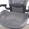 【送料無料 地域限定】ハーマンミラー Herman Miller アーロンチェア Aタイプ サイズA エグゼクティブチェア マネジメントチェア リモートワーク ゲーミングチェア 【中古オフィス家具】【中古】 - 画像 (2)
