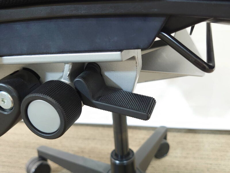 スチールケース Steelcase シンクチェア Think デスクチェア ハイバックチェア オフィスチェア 事務チェア 肘付き【中古オフィス家具】【中古】 - 画像 (9)