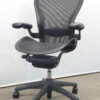 【送料無料 地域限定】ハーマンミラー Herman Miller アーロンチェア Bタイプ サイズB エグゼクティブチェア マネジメントチェア リモートワーク ゲーミングチェア 【中古オフィス家具】【中古】 - 画像 (2)