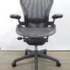 【送料無料 地域限定】ハーマンミラー Herman Miller アーロンチェア Bタイプ サイズB エグゼクティブチェア マネジメントチェア リモートワーク ゲーミングチェア 【中古オフィス家具】【中古】 - 画像 (4)