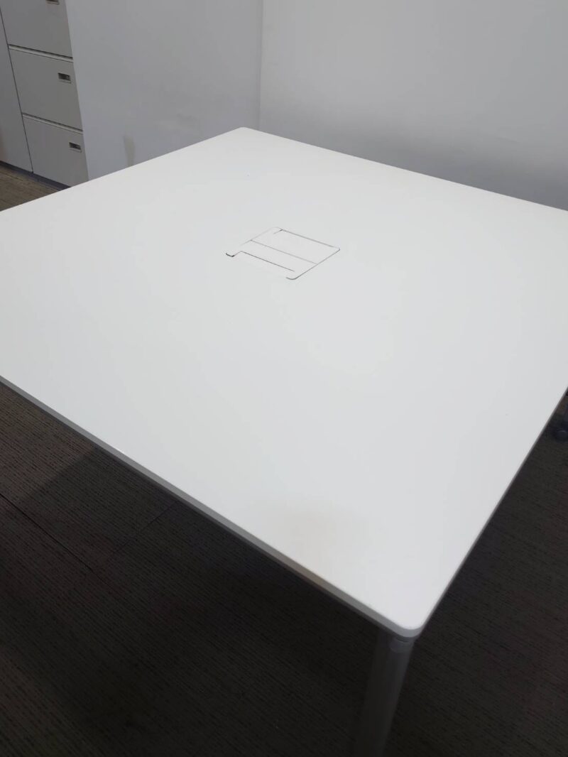 【送料無料 地域限定】 フリーアドレス 大型会議テーブル W2800 （W1400×2台） コクヨ ワークソート ワークテーブル 可動式 ミーティングテーブル 会議テーブル SDT-WS1414PAW フリアド フリーアドレスデスク 平机 平デスク 【中古オフィス家具】【中古】 - 画像 (6)