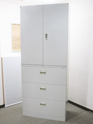 上下書庫 両開き書庫 ラテラル書庫 スチール書庫 本棚 書棚 キャビネット 鍵付き書庫 カギ付き書庫 ユニットタイプ 両開き扉 観音扉 両開きキャビネット ラテラルキャビネット 収納棚 オカムラ okamura 岡村製作所 42 国産 保管庫 収納庫 スチールキャビネット 【中古オフィス家具】【中古】