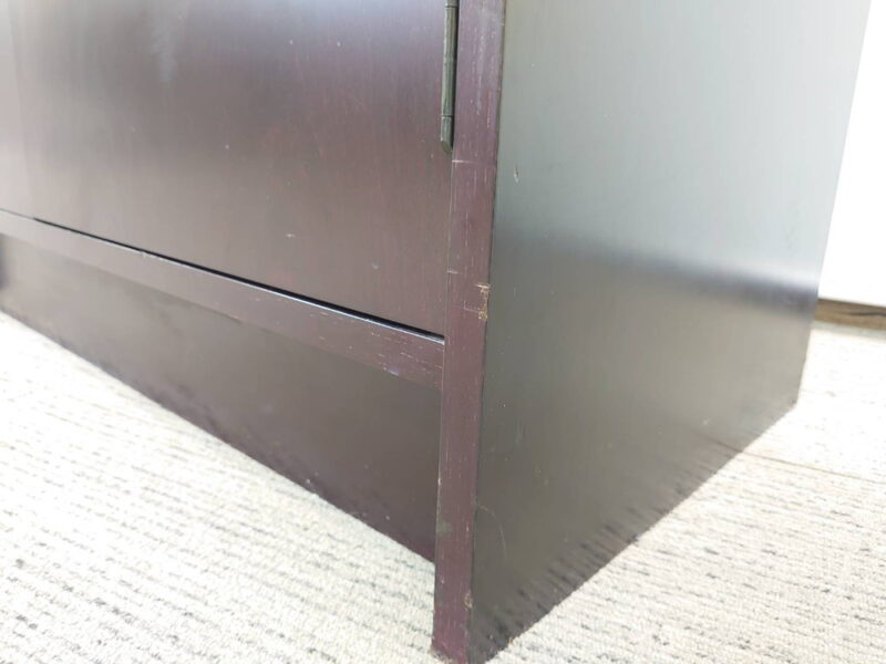 両開き書庫 役員書庫 収納庫 キャビネット 本棚 書棚 役員用収納家具 ガラス書庫 木製 エグゼクティブ家具 エグゼクティブファニチュア 木製書庫 【中古オフィス家具】【中古】 - 画像 (8)