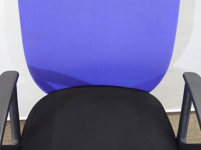 事務椅子 パソコンチェア ワークチェア テレワーク リモートワーク 在宅勤務 在宅ワーク shellmo 国産 ナイキ シェルモ オフィスチェア デスクチェア 事務チェア キャスターチェア PCチェア OAチェア 肘付き リクライニング 【中古オフィス家具】【中古】 - 画像 (5)