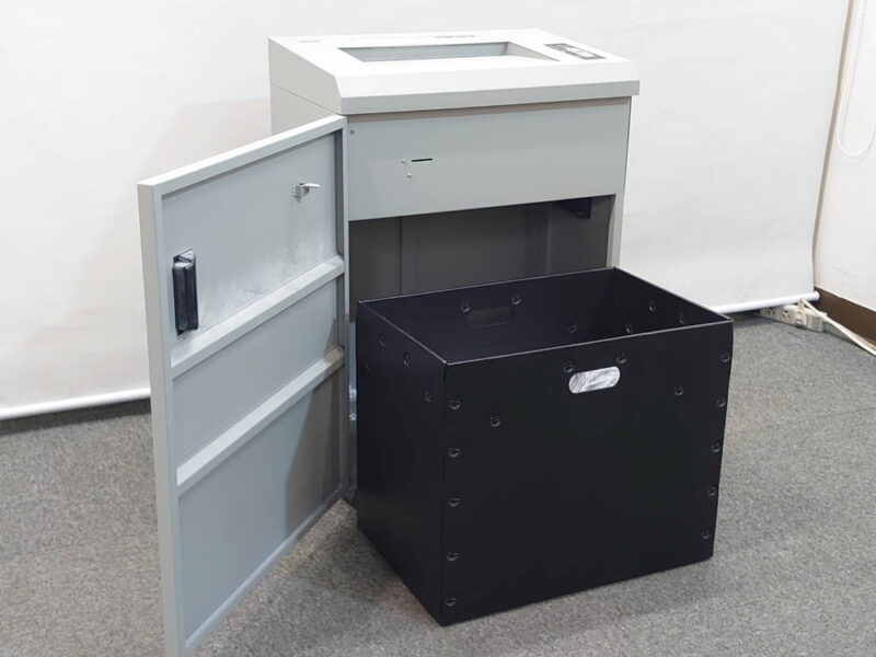 シュレッダー 電動シュレッダー オフィスシュレッダ オフィス用シュレッダー A4対応 A3対応 サンワサプライ400-PSD051 オフィスシュレッダー【中古オフィス家具】【中古】 - 画像 (4)