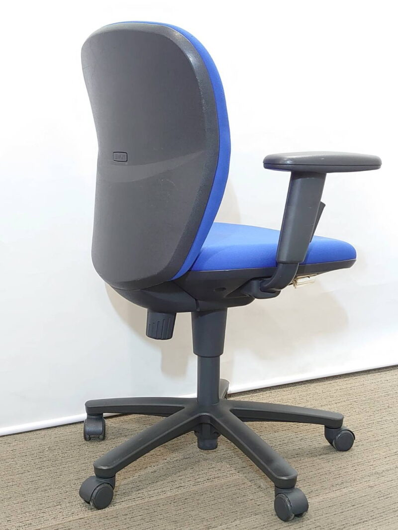イトーキ リエットチェア デスクチェア キャスターチェア オフィスチェア 事務チェア PCチェア 【中古オフィス家具】【中古】 - 画像 (2)