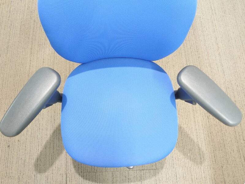イトーキ リエットチェア デスクチェア キャスターチェア オフィスチェア 事務チェア PCチェア 【中古オフィス家具】【中古】 - 画像 (6)