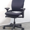 【送料無料 地域限定】 【限定１台】 スチールケース リープチェア Steelcase Leap HD デスクチェア オフィスチェア 事務チェア 肘付き 	 オフィスチェア エグゼクティブチェア マネジメントチェア ひじ付き 役員チェア 役員用チェア パソコンチェア 事務イス 事務椅子 スチールケース 462LEAPHD1 【中古オフィス家具】【中古】 - 画像 (2)