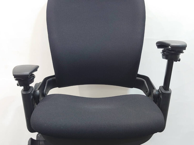 【送料無料 地域限定】 【限定１台】 スチールケース リープチェア Steelcase Leap HD デスクチェア オフィスチェア 事務チェア 肘付き 	 オフィスチェア エグゼクティブチェア マネジメントチェア ひじ付き 役員チェア 役員用チェア パソコンチェア 事務イス 事務椅子 スチールケース 462LEAPHD1 【中古オフィス家具】【中古】 - 画像 (6)