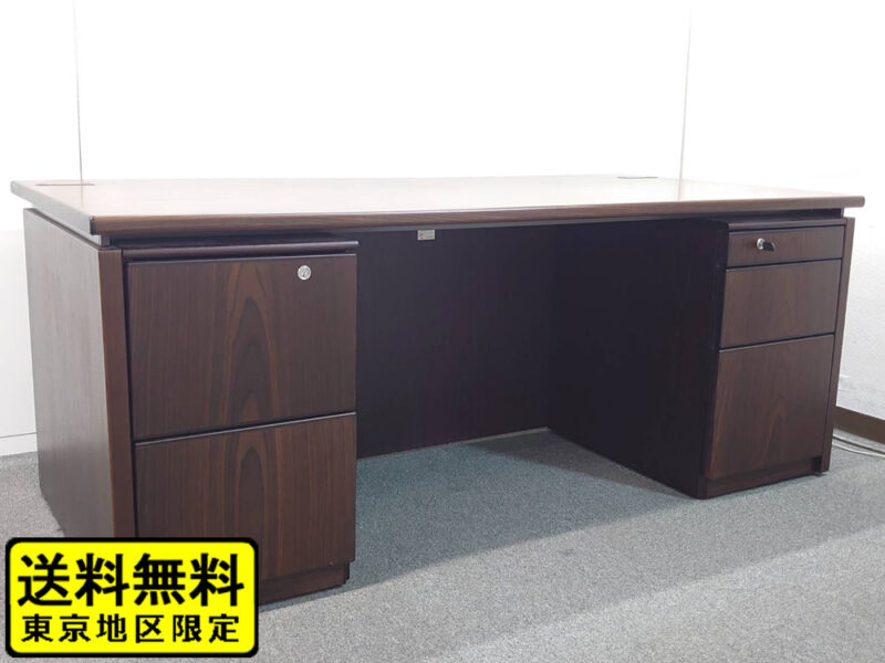 【送料無料 東京地区限定】オカムラ 両袖机 両袖デスク 役員デスク 高級デスク 木製デスク 役員用デスク 役員机 社長机 役員用家具 オフィスデスク マネジメントデスク エグゼクティブデスク 社長室 役員室 カギ付き 鍵付きデスク W1800×D900×H720 書斎 役員室用家具 応接家具 高級感 応接室 okamura 岡村製作所【中古オフィス家具】【中古】