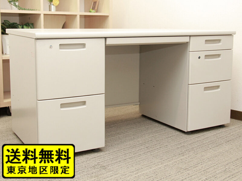 【送料無料 東京地区限定】 両袖机 コクヨ スチールデスク オフィスデスク 両袖デスク 役員デスク マネジメントデスク エグゼクティブデスク 事務机 カギ付き 鍵付き 役員用デスク 役員机 事務デスク 事務用机 事務用デスク ワークデスク コードホール W1400 KOKUYO BS【中古オフィス家具】【中古】