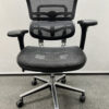 【送料無料 東京地区限定】 エルゴヒューマン オフィスチェア 高級ブランドチェア エルゴノミクスチェア エグゼクティブチェア 役員チェア 役員用チェア 事務チェア ロータイプ キャスター付き キャスターチェア 肘付き 【中古オフィス家具】【中古】 - 画像 (16)