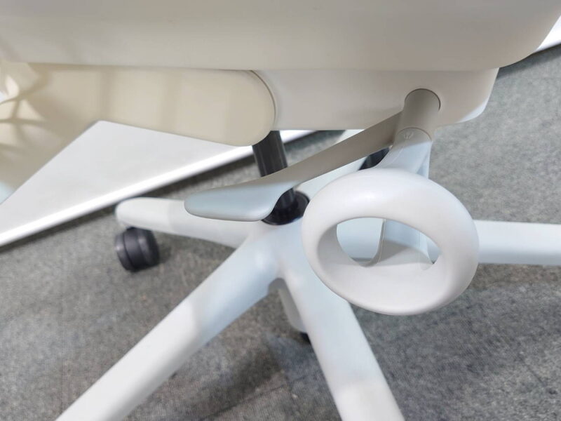 【送料無料 地域限定】【美品】ハーマンミラー Herman Miller セイルチェア SAYL Chairs オフィスチェア メッシュチェア デスクチェア ワークチェア 可動肘付き HermanMiller【中古オフィス家具】【中古】 - 画像 (9)