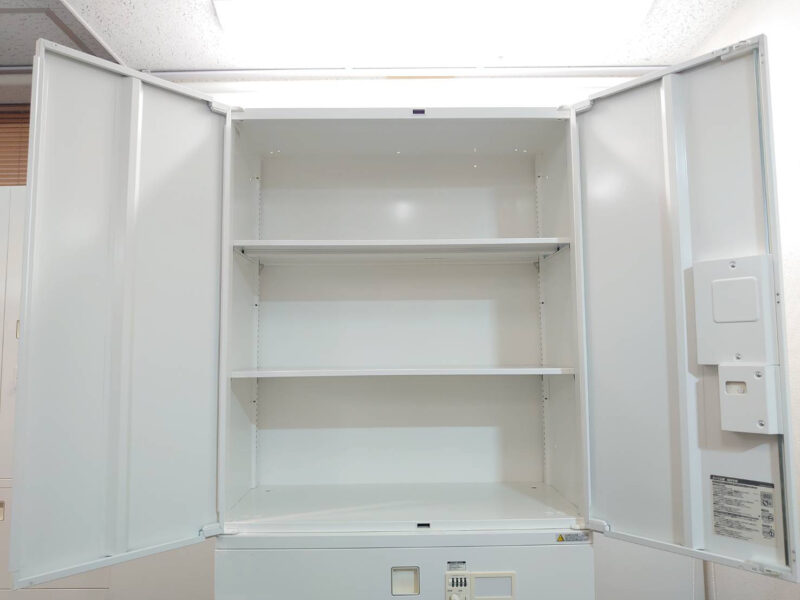 【送料無料 東京地区限定】【大量入荷】【美品】４台セット オカムラ レクトライン 上下書庫 両開き書庫 ラテラル書庫 キャビネット ユニット書庫 ダイヤル錠 ユニット書庫【中古オフィス家具】【中古】 - 画像 (5)