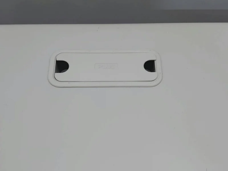オフィスデスク 平机 W1200×D700×H700 プラス ホワイト RY-T127 国産 リユース品 - 画像 (4)