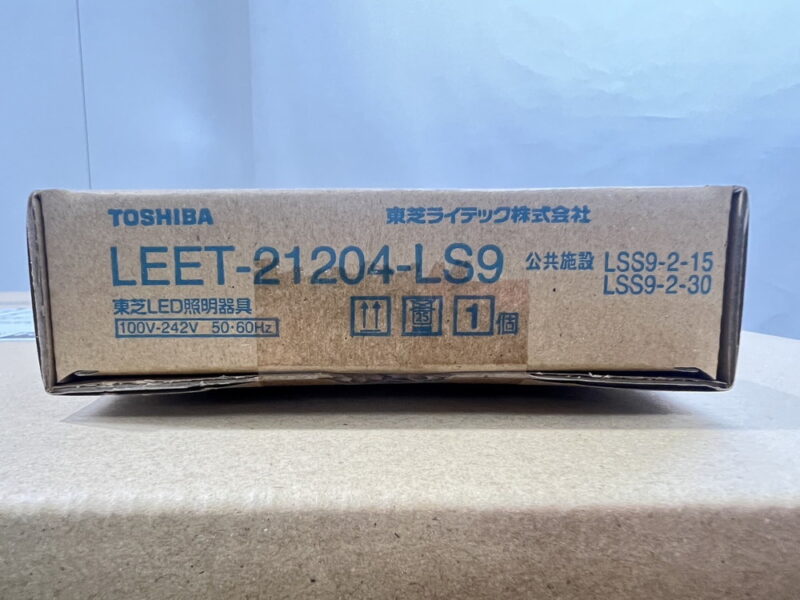 【大量100個入荷】東芝ライテック ベースライト本体のみ 20形 逆富士形 W120 LEDバー別売  LEET-21204-LS9 【新品】【新品未開封】