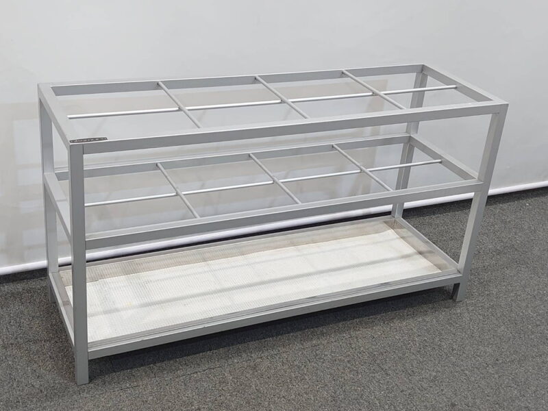 【法人限定送料無料】 傘立て オカムラ カサ立て 36人用 36本用 36名用 8マス W900mm×D300mm×H490mm シルバー 傘たて カサたて かさ立て アンブレラスタンド 玄関 レイングッズ 岡村製作所 okamura 93431A 国産【中古オフィス家具】【中古】 - 画像 (3)