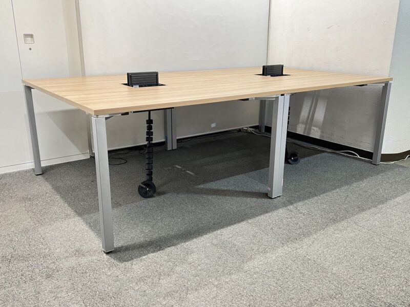 【送料無料 東京地区限定】【美品】フリーアドレス ワークソート 大型会議テーブル W2400（W1200×2台）×D1400×H720 コクヨ ワークソート ワークテーブル フリアド 平机 ミーティングテーブル 会議テーブル SDT-WF1214MP2 W1200×2台 角型 KOKUYO 国産【中古オフィス家具】【中古】 - 画像 (5)