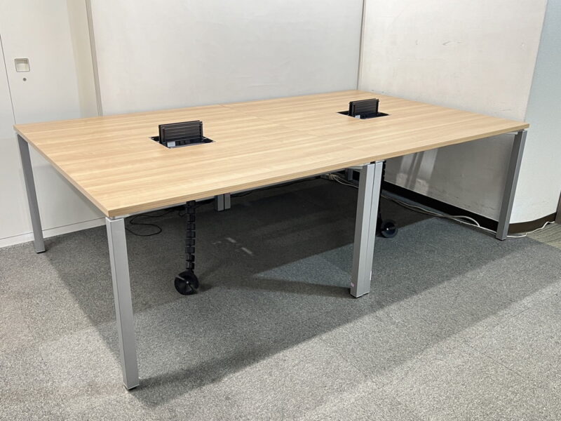 【送料無料 東京地区限定】【美品】フリーアドレス ワークソート 大型会議テーブル W2400（W1200×2台）×D1400×H720 コクヨ ワークソート ワークテーブル フリアド 平机 ミーティングテーブル 会議テーブル SDT-WF1214MP2 W1200×2台 角型 KOKUYO 国産【中古オフィス家具】【中古】 - 画像 (6)