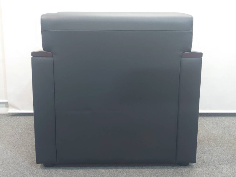 【送料無料 東京地区限定】オカムラ 応接セット 応接用セット 応接用ソファ ブラック色 ４点セット ３人掛けソファ １人掛けソファ テーブル ローテーブル 役員 会議 応接ソファ 応接家具 ソファ 【中古オフィス家具】【中古】 - 画像 (12)