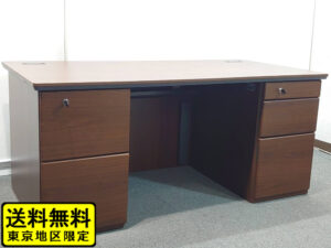 【送料無料 東京地区限定】 【美品】オカムラ DX-4 両袖机 両袖デスク 役員デスク 高級デスク 木製デスク 役員用デスク 役員机 社長机 役員用家具 オフィスデスク マネジメントデスク エグゼクティブデスク 社長室 役員室 岡村製作所 okamura カギ付き 鍵付きデスク W1600×D800×H710 DX041A MC45【中古オフィス家具】【中古】