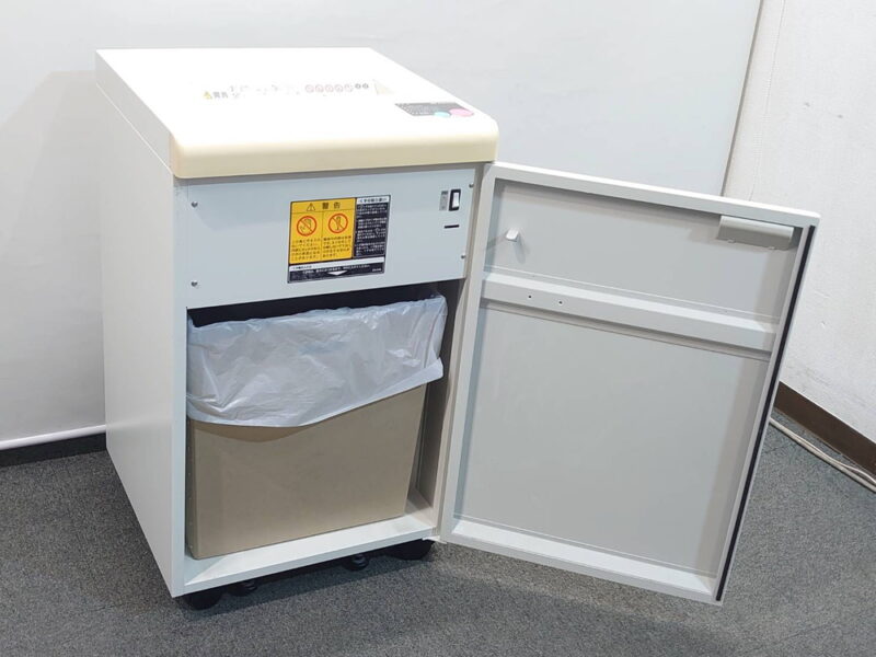 【送料無料 東京地区限定】シュレッダー コクヨ 電動シュレッダー オフィスシュレッダ オフィス用シュレッダー MSシュレッダー KOKUYO MS-V4310CF オフィスシュレッダー 業務用シュレッダー 細断機 シュレッダー 個人情報保護 機密保持 ワンカットクロス A3対応【中古オフィス家具】【中古】 - 画像 (6)