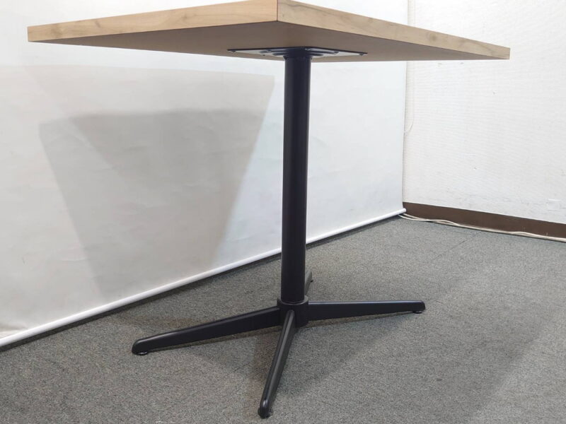 【法人限定送料無料】四角テーブル ワークテーブル ミーティングテーブル カフェテーブル テーブル 木目ナチュラル カフェ用テーブル サイドテーブル ミーティング用テーブル ワークテーブル 角型テーブル 角形 会議テーブル 休憩室【中古オフィス家具】【中古】 - 画像 (4)