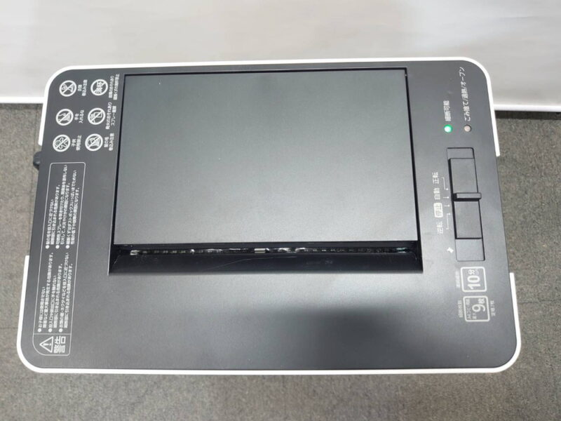 【法人様限定商品】 【送料無料 地域限定】2022年製 シュレッダー アイリスオーヤマ AFSR100C 電動シュレッダー オフィスシュレッダー オートフィードシュレッダー 業務用シュレッダー IRIS OHYAMA オフィス用シュレッダー ホワイト色 A4対応 クロスカット【中古オフィス家具】 【中古】 - 画像 (6)