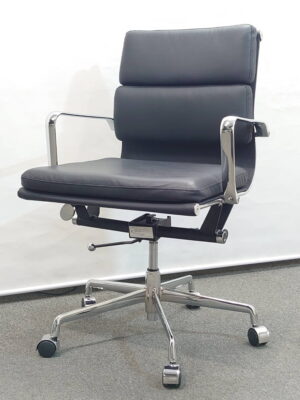 オフィスチェア ローバック 事務チェア キャスターチェア 肘付き キャスター付き ブラック色 合成皮革 PUレザー 会議室椅子 応接椅子 中古