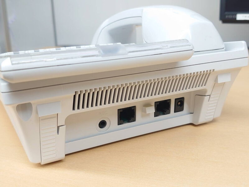 【法人限定送料無料】 【在庫141台有】 OKI ビジネスフォン 5台セット MKT/IP-30DKWHF-V2 沖電気工業 ホワイト色 ビジネスホン 電話機 オフィス電話機 オフィス用電話機 ビジネス用電話機 デジタル多機能電話機  国産【中古】 【中古オフィス家具】 - 画像 (6)