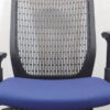 【送料無料 地域限定】  オカムラ オフィスチェア 2脚セット ヴィスコンテ デスクチェア メッシュチェア 事務チェア キャスターチェア 肘付き ハイバック PCチェア 役員チェア 青 黒 可動肘 【中古オフィス家具】【中古】 - 画像 (9)