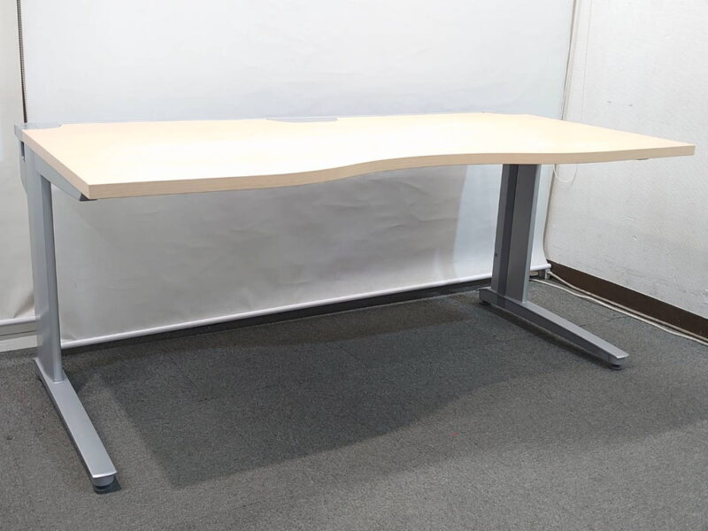 コクヨ 片袖机セット（W1600×D700～800×H700）デスク＆3段ワゴン 鍵付き【中古オフィス家具】 - 画像 (5)