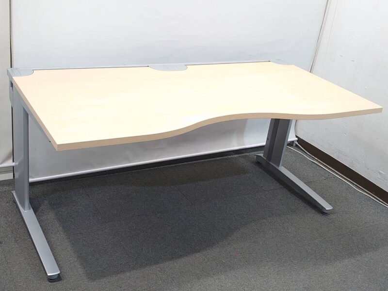 コクヨ 片袖机セット（W1600×D700～800×H700）デスク＆3段ワゴン 鍵付き【中古オフィス家具】 - 画像 (6)