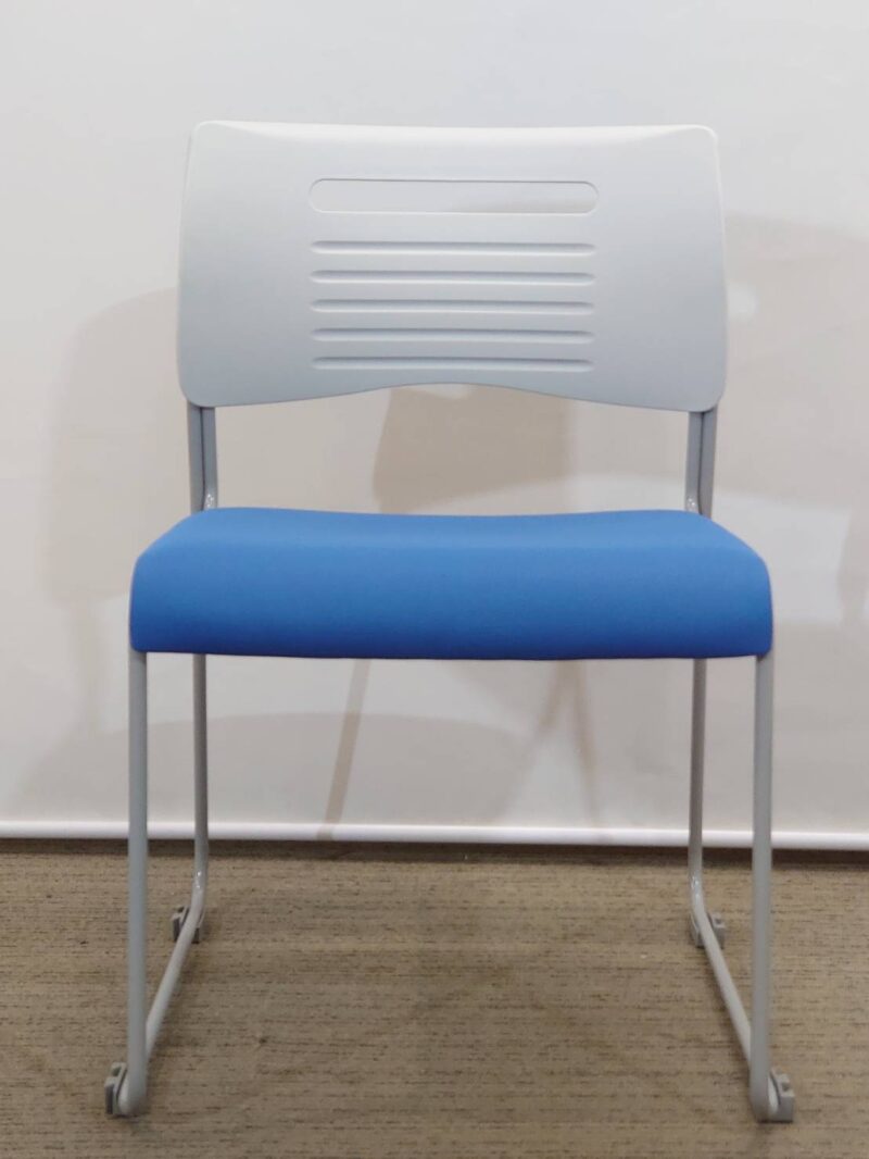会議チェア スタッキングチェア 4脚セット 井上金庫製【中古】 - 画像 (6)
