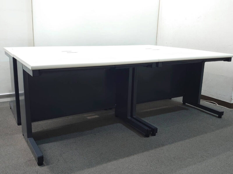 ４台セット プラス 平机 デスク フラットライン ホワイト色 スチールデスク  PLUS 【中古】 - 画像 (2)