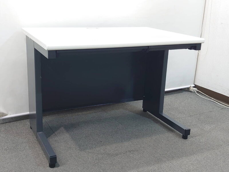 ４台セット プラス 平机 デスク フラットライン ホワイト色 スチールデスク  PLUS 【中古】 - 画像 (6)