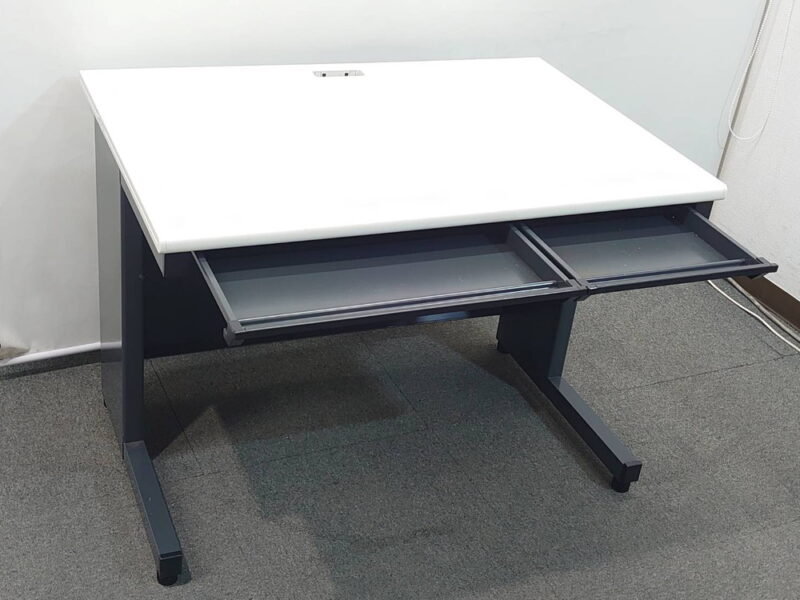 ４台セット プラス 平机 デスク フラットライン ホワイト色 スチールデスク  PLUS 【中古】 - 画像 (7)
