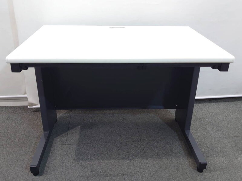 ４台セット プラス 平机 デスク フラットライン ホワイト色 スチールデスク  PLUS 【中古】 - 画像 (10)