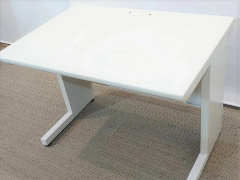 ライオン スチールデスク 平机 W1000 オフィスデスク【中古】 - 画像 (2)