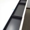 平机 オカムラ ヴィラージュ W1400 ホワイト スチールデスク - 画像 (3)